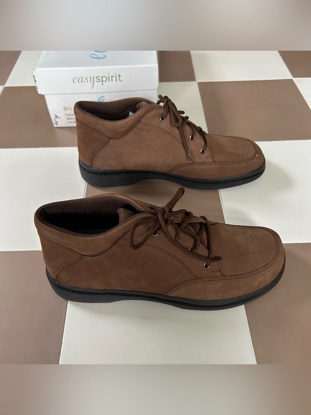 Easy Spirit Esdora Anti-Gravity Shoes Size 9.5 Brown Nubuck NIB